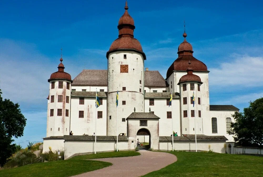 Läckö Slott – barockdröm vid Vänern med historia, camping och en nypa spökstämning
